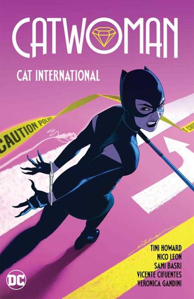 Catwoman (2022) TPB Volume 02 Cat International | Odin's Place
