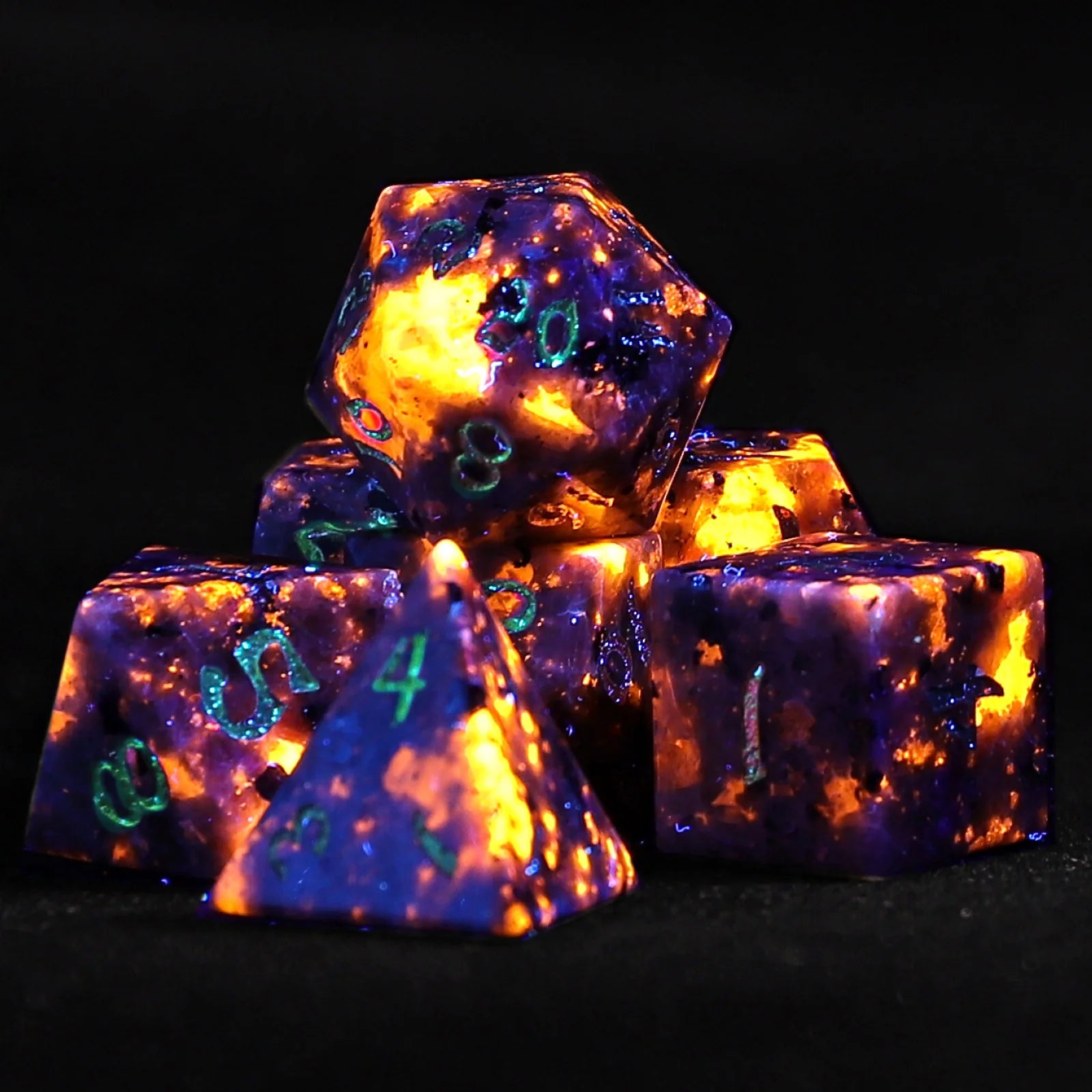 HYMGHO - Dragon's Hoard Gem Stone Polyhedral Dice Set UV Light Reactive | Odin's Place
