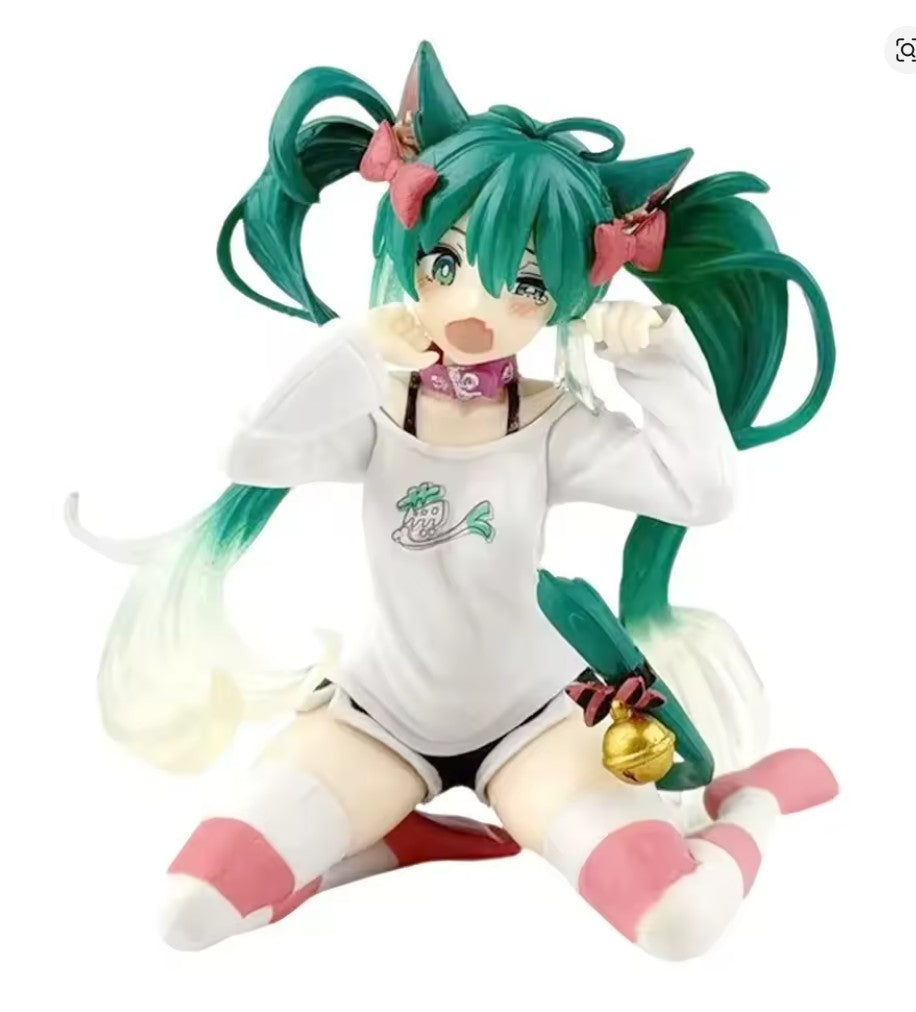 Hatsune Miku Cat Pose Statue | Odin's Place