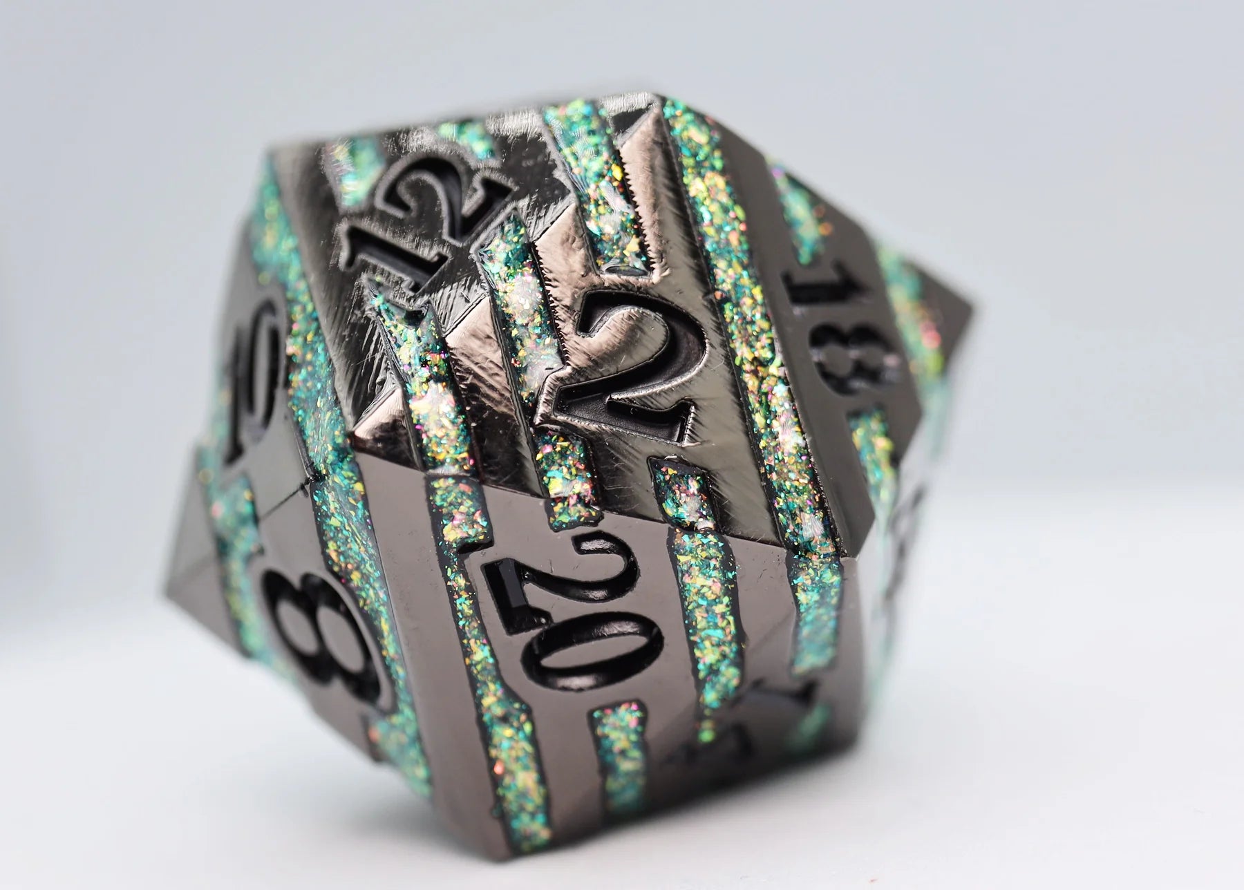 Foam Brain 35mm Metal D20 - Black with Green Mica | Odin's Place
