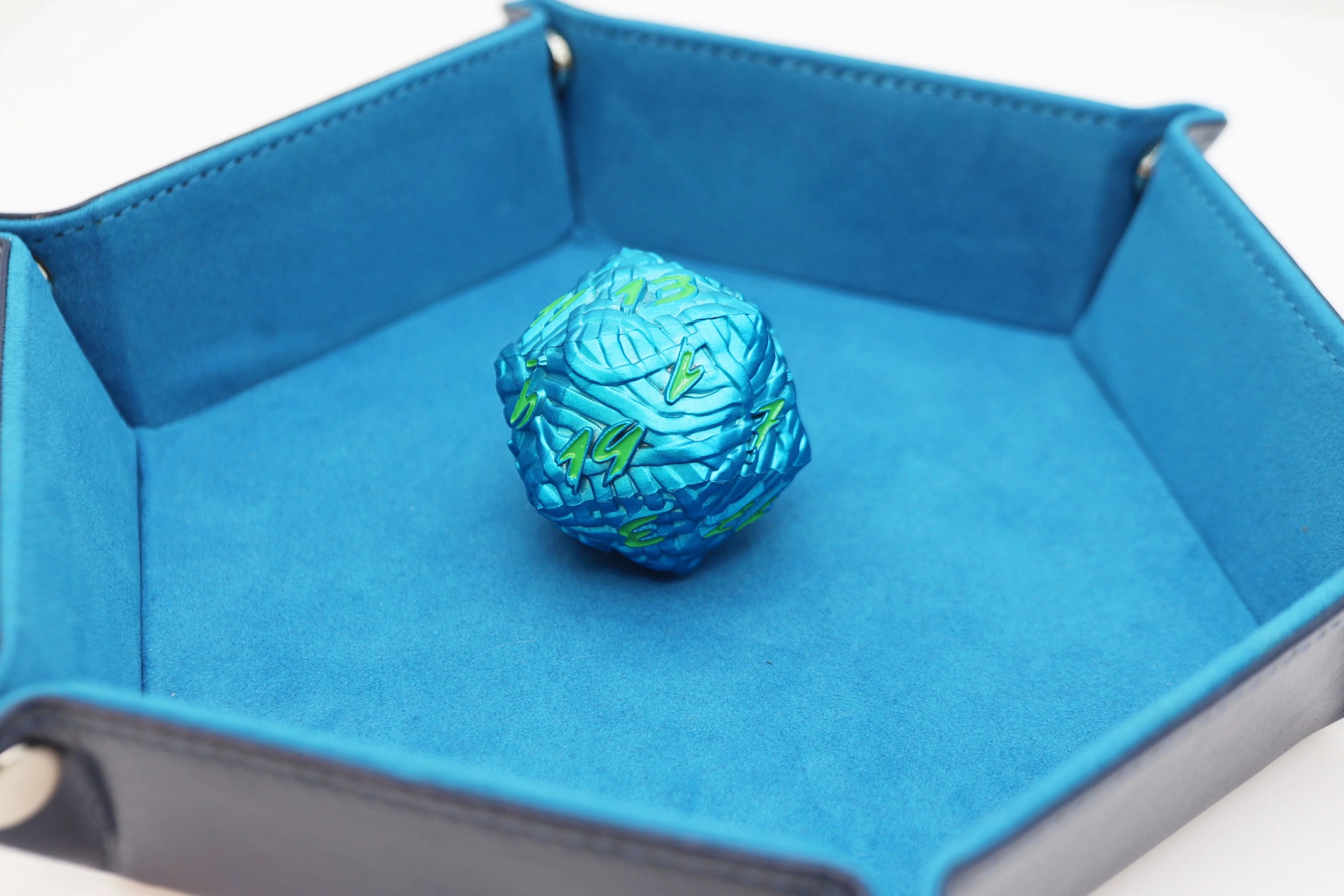 Mummy Wraps: Otzi the Iceman 40mm Metal D20 | Odin's Place