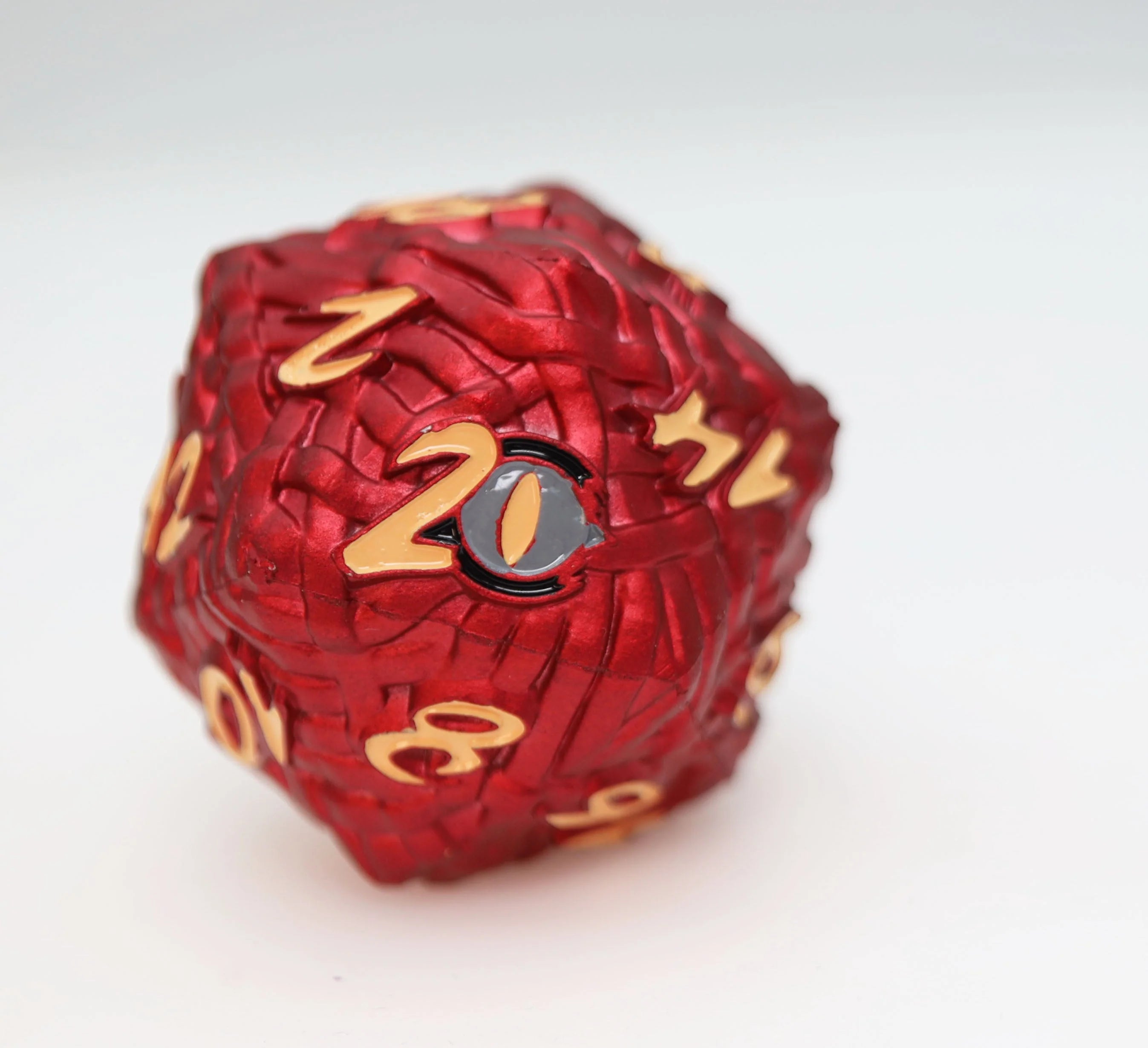 Mummy Wraps: Tutankhamun 40mm Metal D20 | Odin's Place