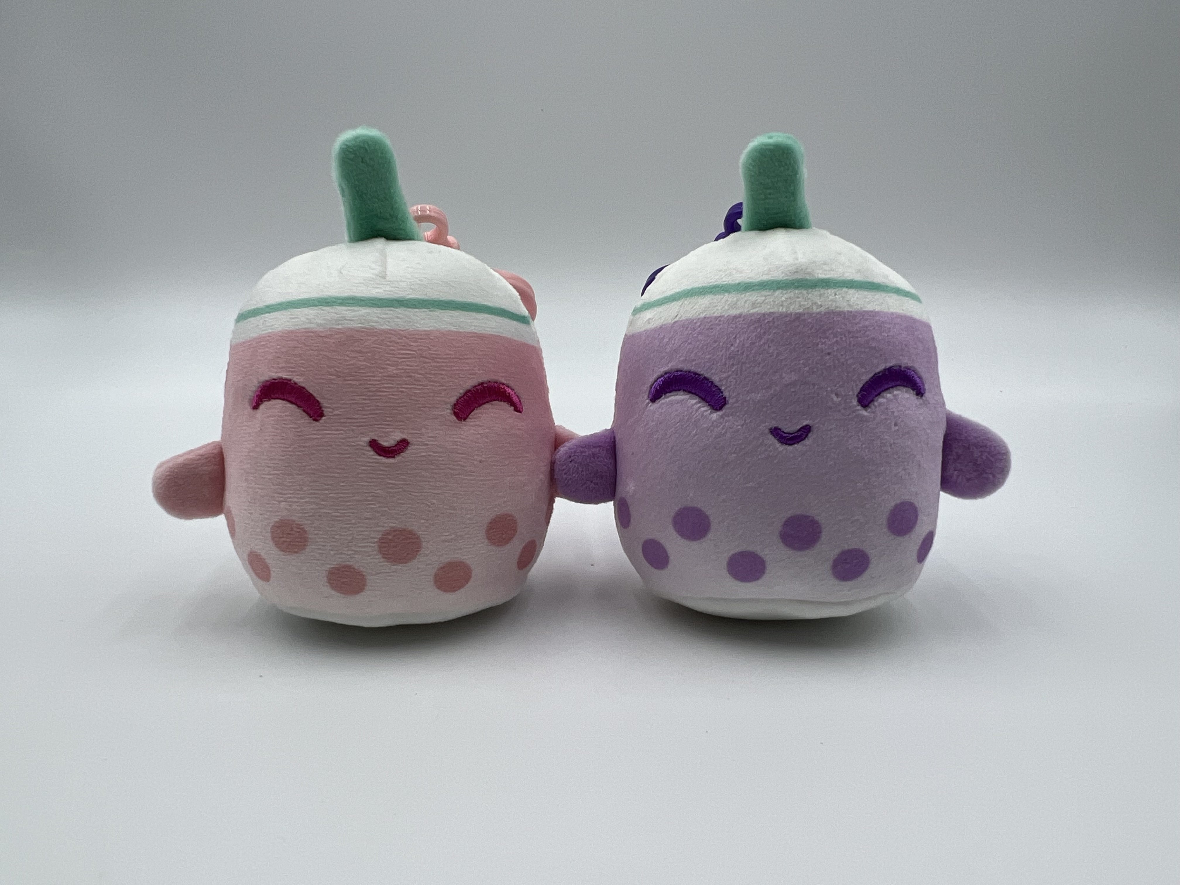 Plushiverse: Plushmate Besties - U Give Me Boba-flies | Odin's Place