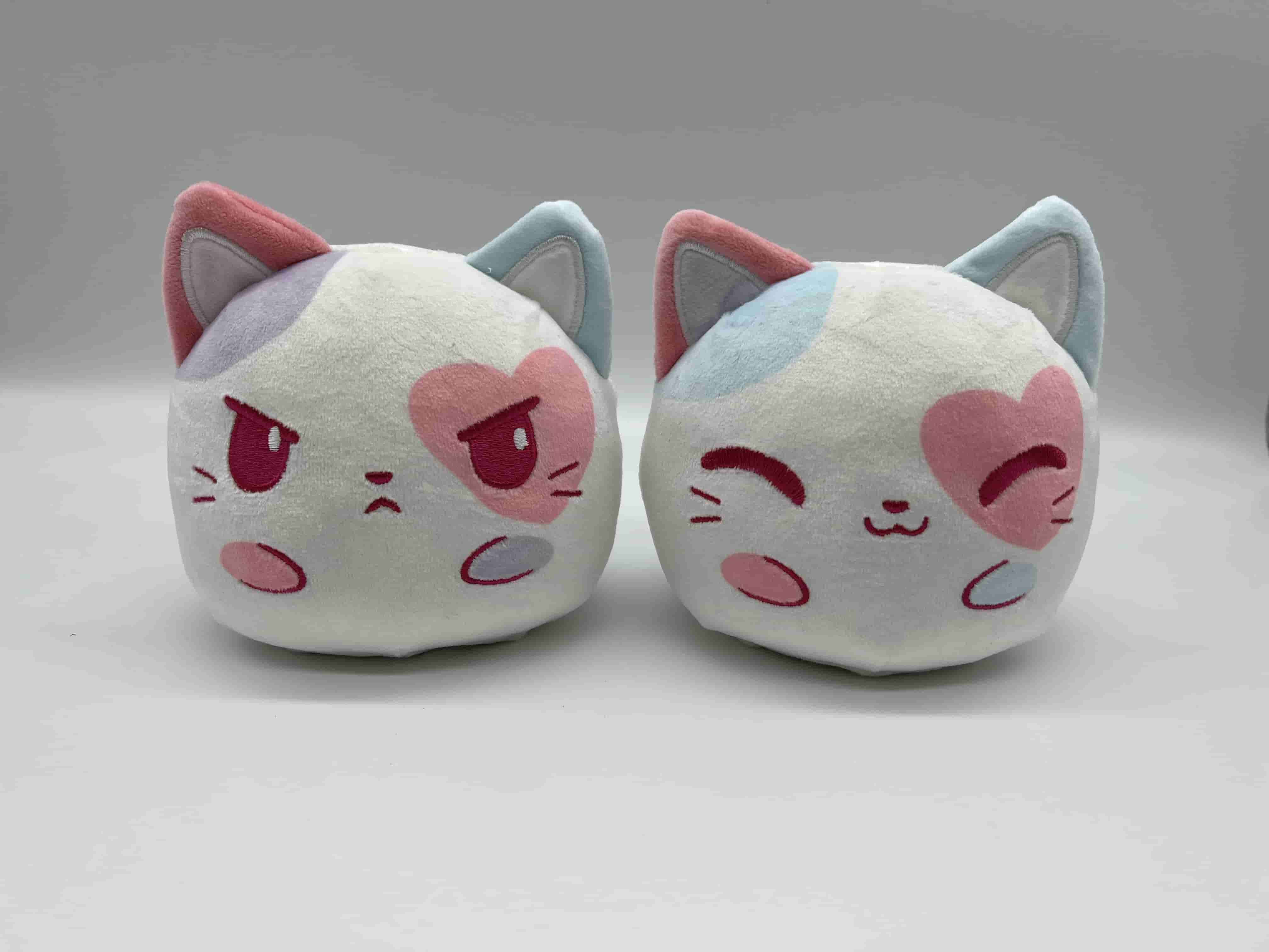 Plushiverse Reversible Plush: 4 inch Cotton Candy Calico | Odin's Place