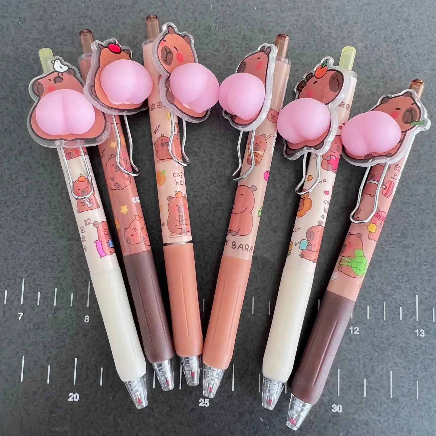 Capybara Squishy Butt Pen | Odin's Place