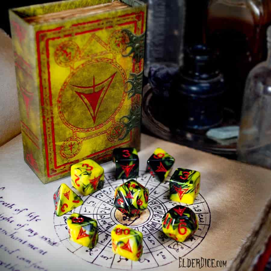 Elder Dice: Yellow Sign Poly 9 Set Blood Edition | Odin's Place