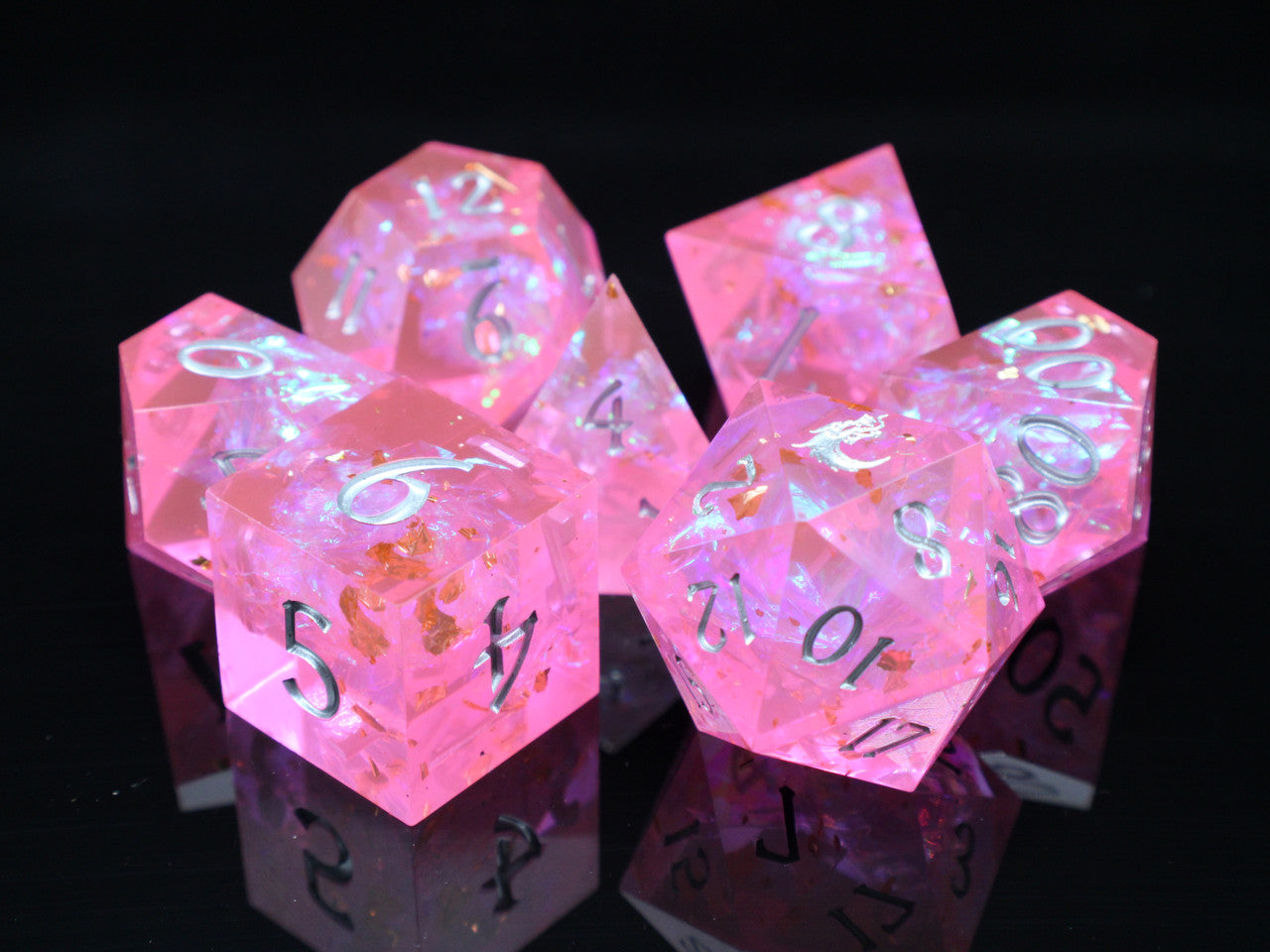 Old School Dice: Sharp Edged 7-Piece Dice Set - Magenta Dreams | Odin's Place