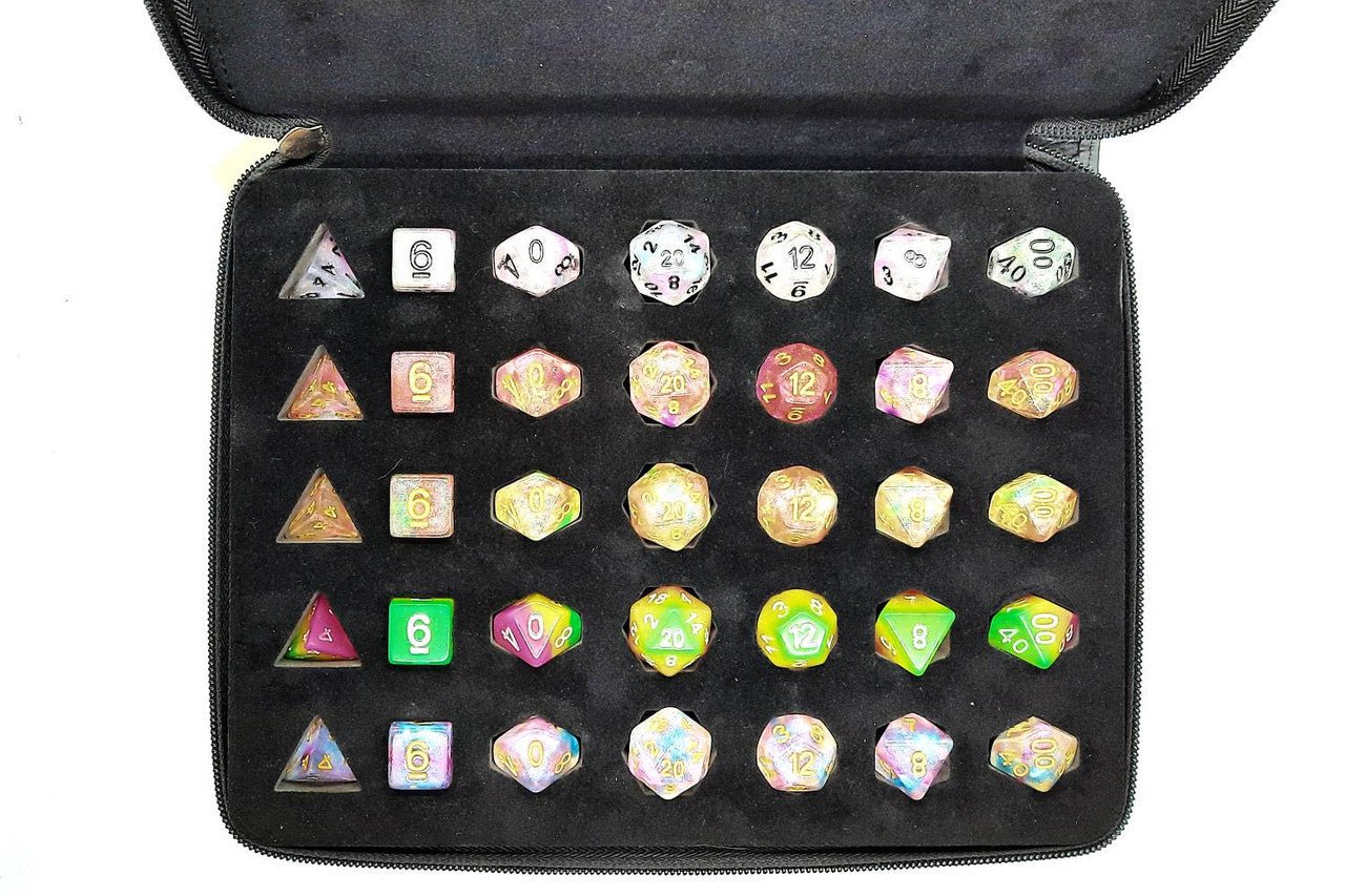 Old School Dice: Ultimate Dice Folio - Black | Odin's Place