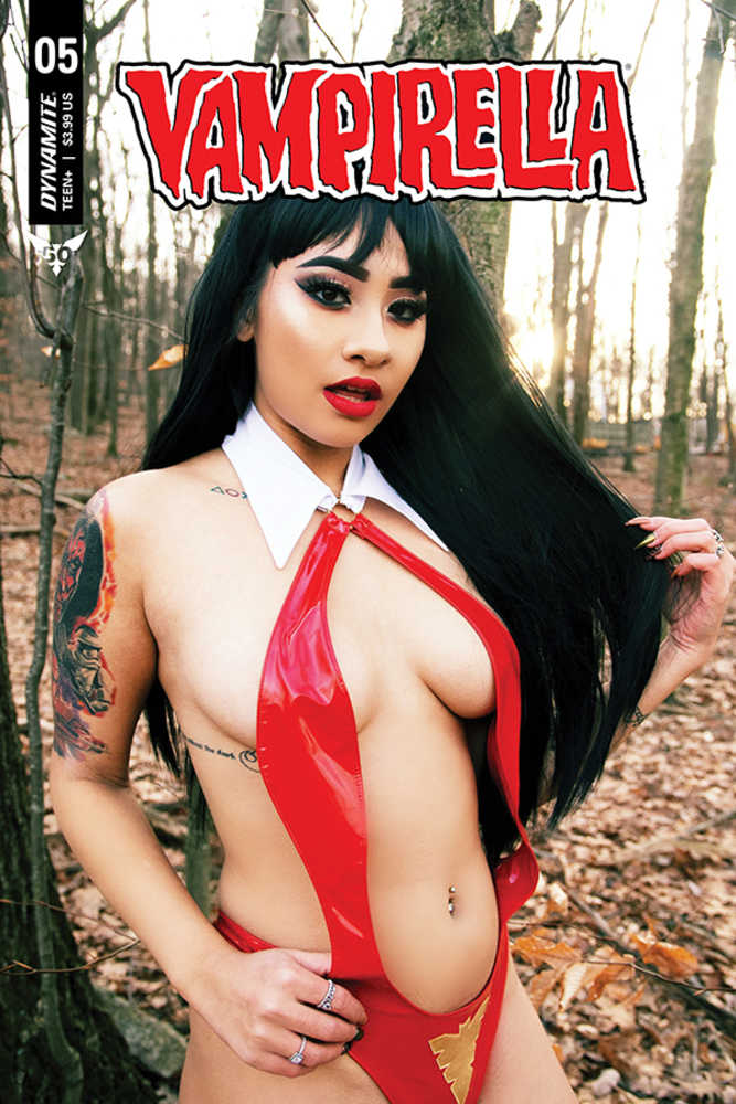 Vampirella #5 Cover E Cosplay | Odin's Place