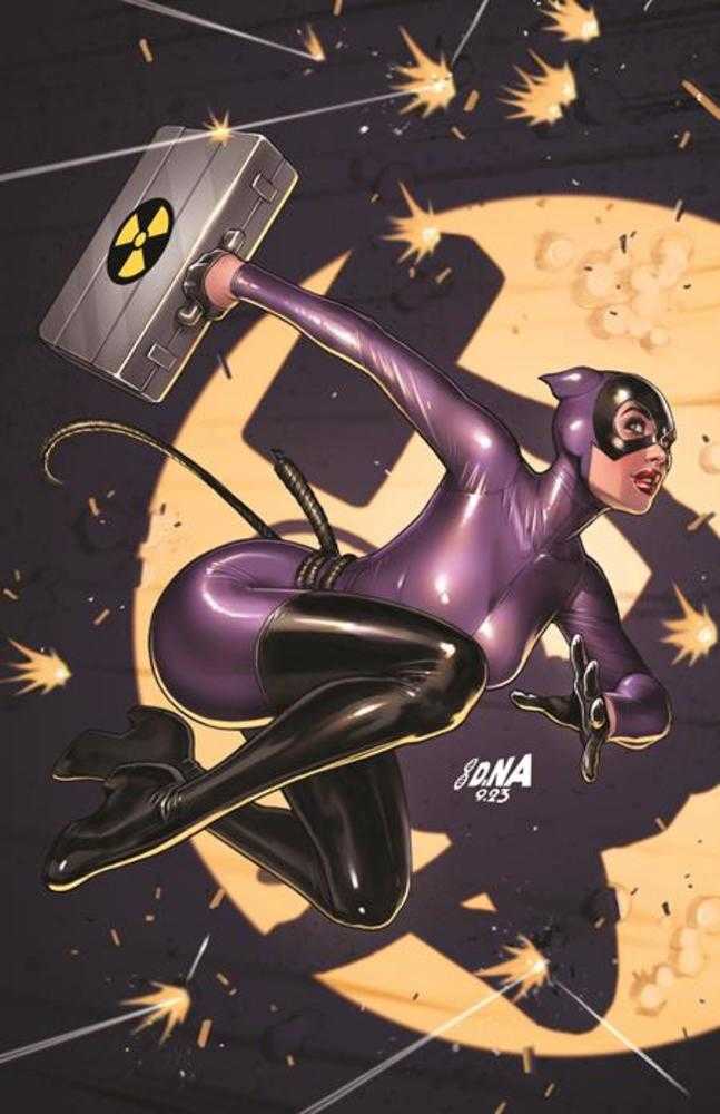 Catwoman #61 Cover A David Nakayama | Odin's Place