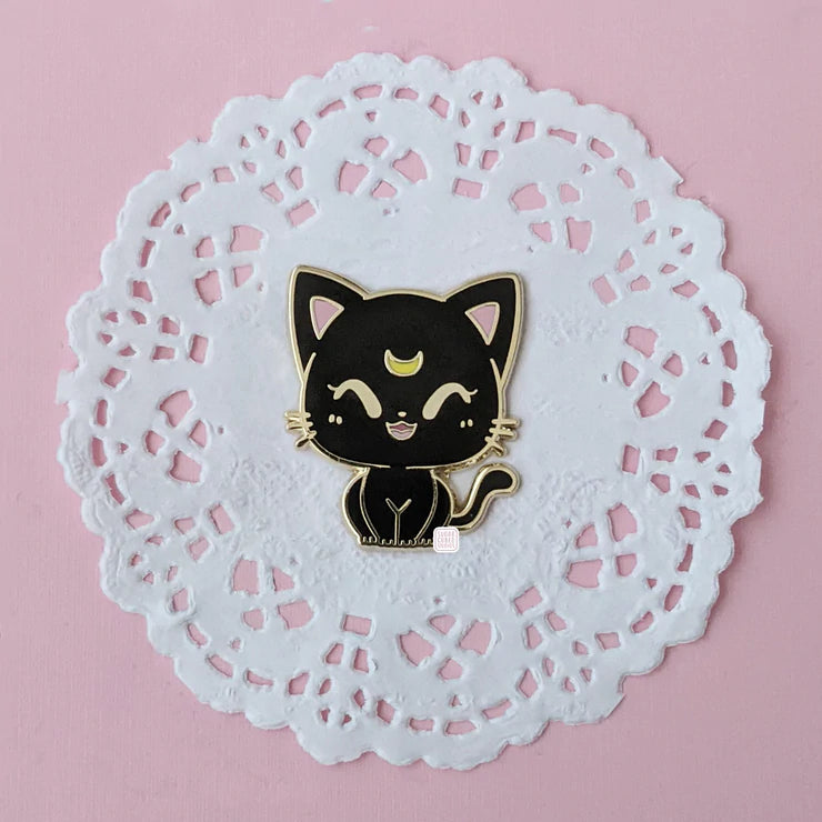 Sugar Cubed Studios Chibi Sailor Moon Pins | Odin's Place