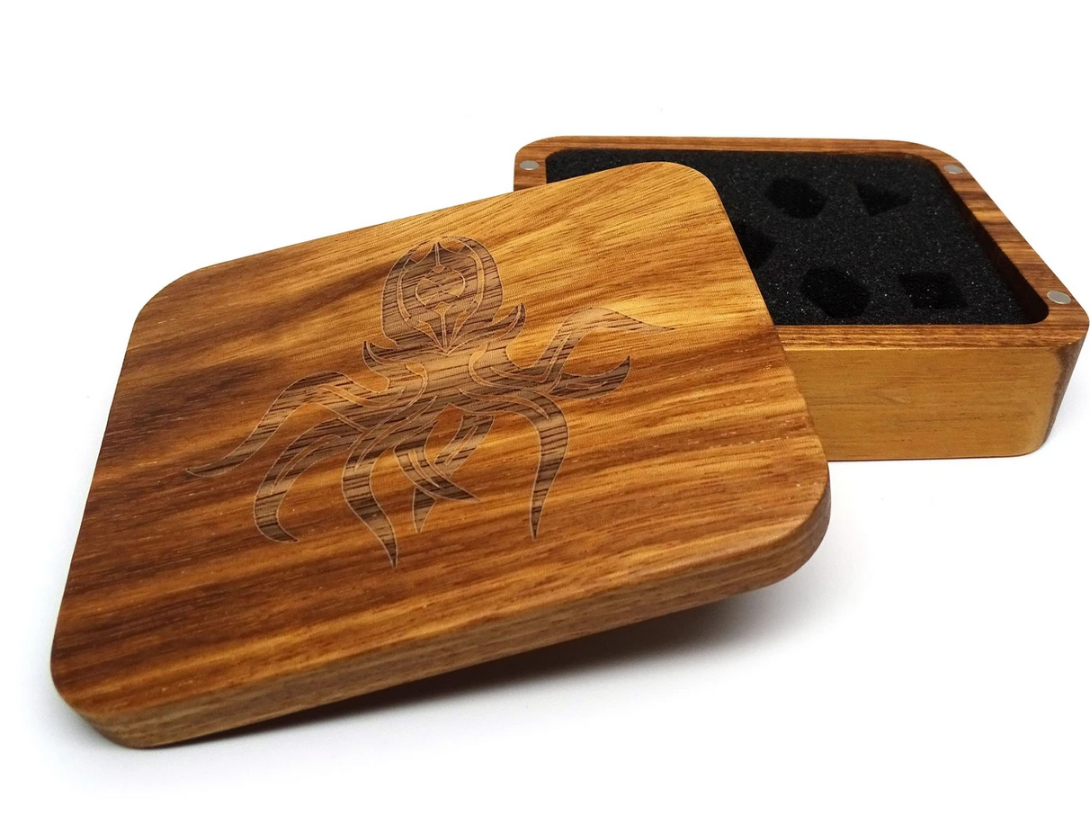 Easy Roller Zebra Wood Dice Case - Cthulhu Design | Odin's Place