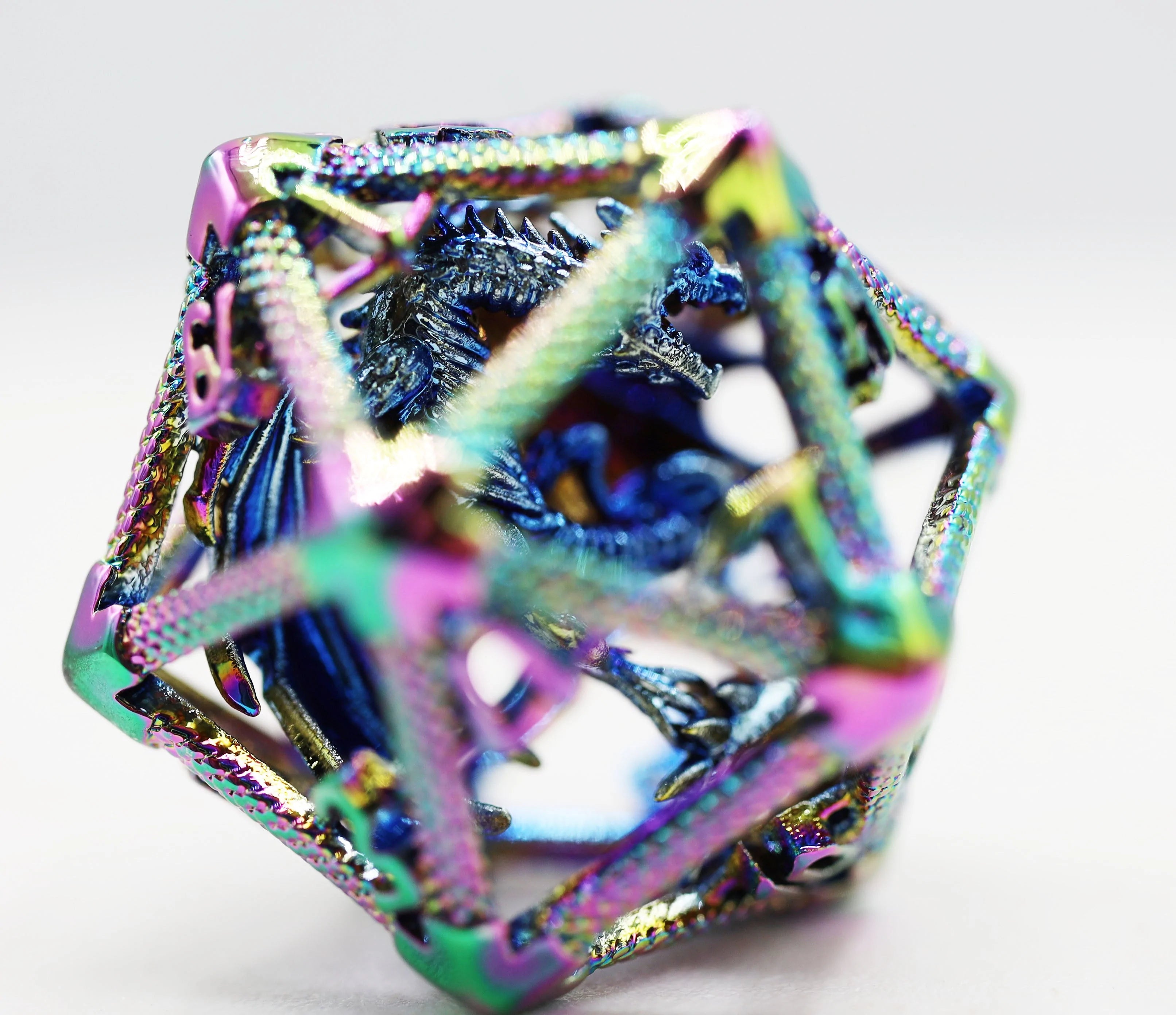 Foam Brain Hollow 18mm D20 - Dragon Keep Mystic | Odin's Place