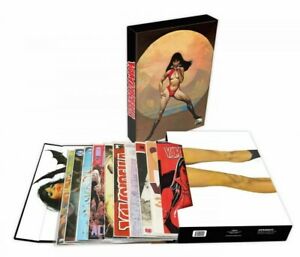 Vampirella Comic Folio | Odin's Place